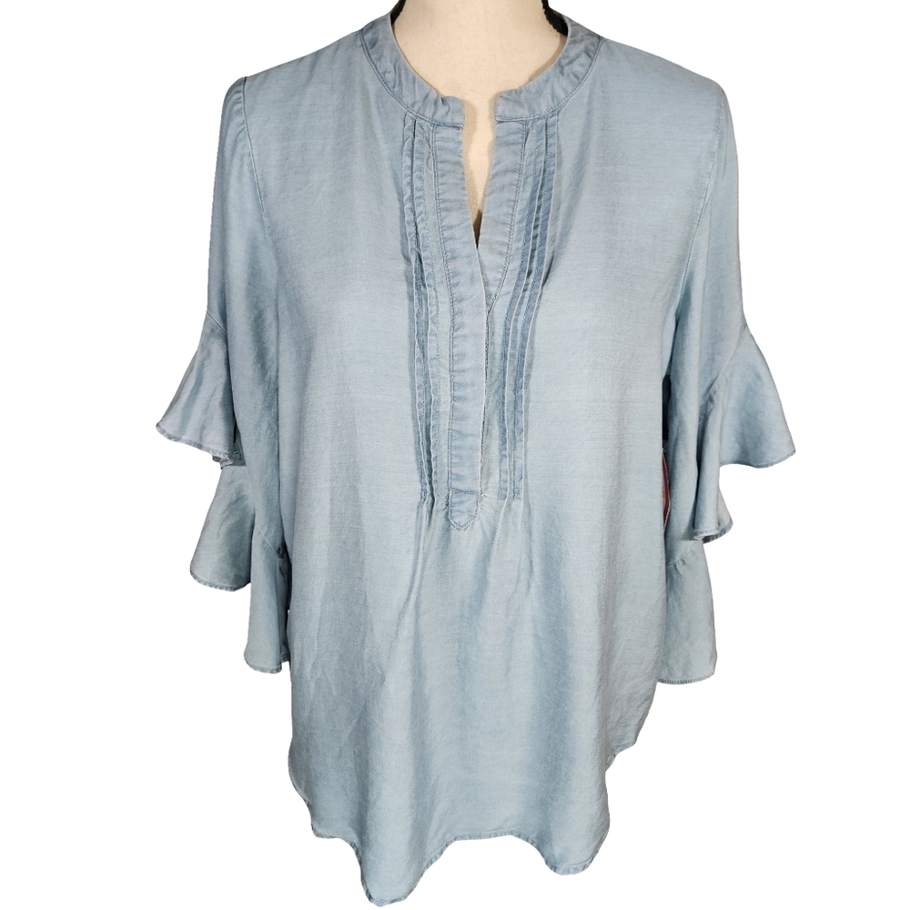 Vince Camuto 100% Tencel Flutter Sleeve Blouse, Light Blue, Medium